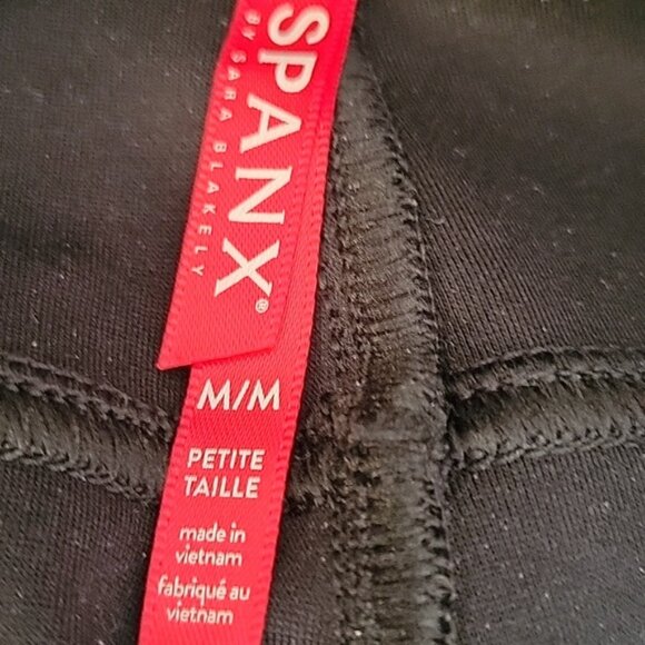 SPANX The Perfect Black Pant Cropped Flare Pants Medium Petite - Picture 8 of 10
